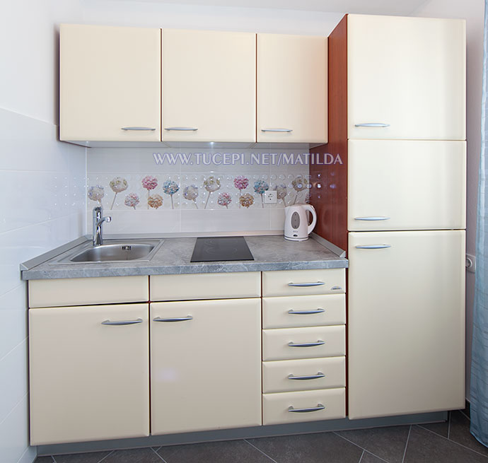 kitchen - apartments Matilda, Tučepi