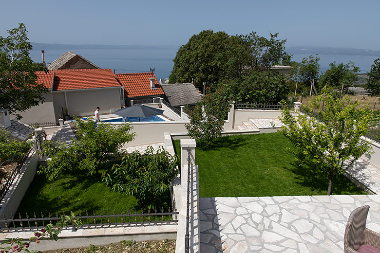 Villa Albina Tučepi - garden panorama