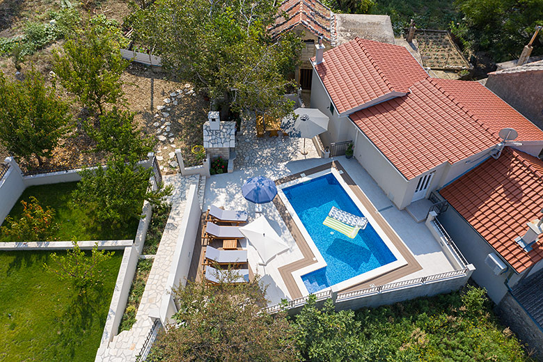 Villa Albina Tučepi - aerial view