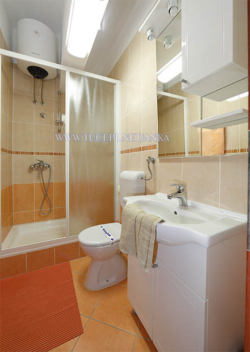 Apartments Villa Anka, Tučepi - toilet