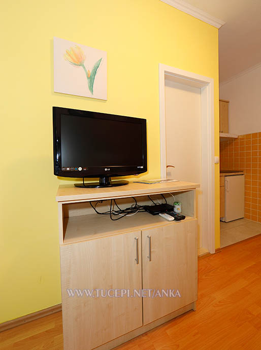 Apartments Villa Anka, Tučepi - tv