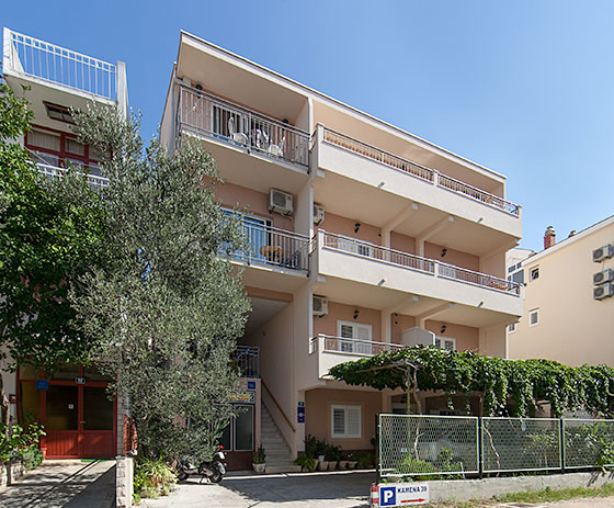 Apartments Barbara, Tučepi - house