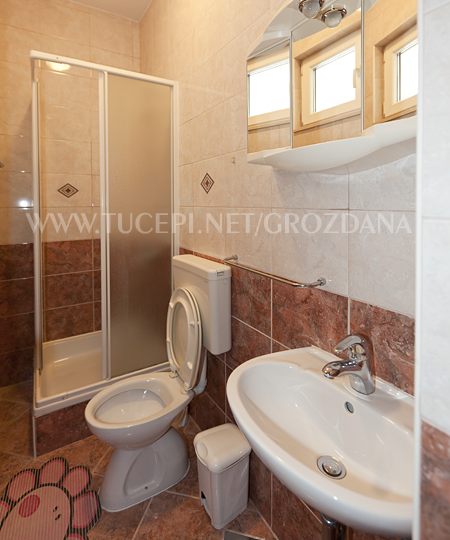 Apartments Grozdana, Tučepi - bathroom
