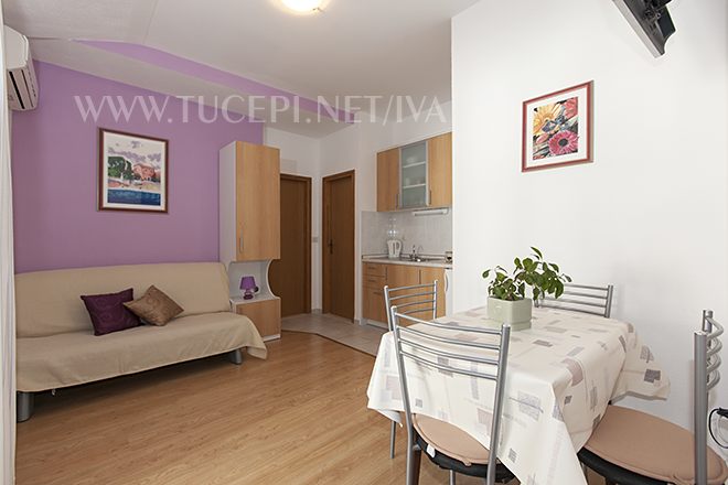 Apartments Iva, Tučepi - living room