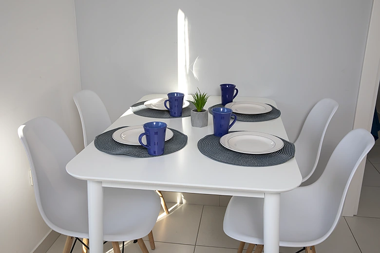 apartments Kamena, Tučepi - dining table