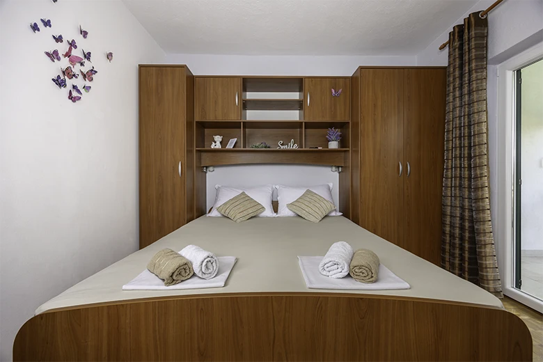 Apartments Love, Tučepi - bedroom