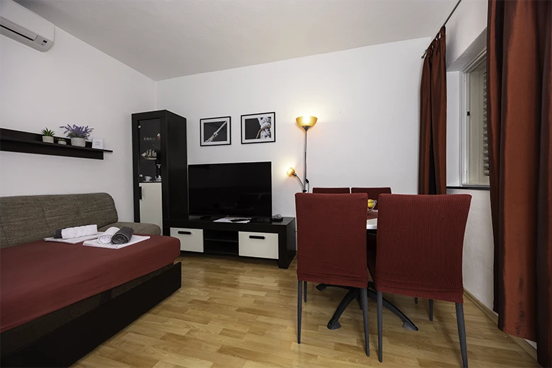Apartments Love, Tučepi - living room