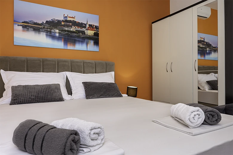 Apartments Love, Tučepi - bedroom