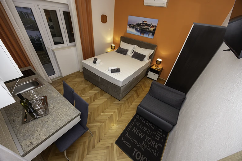 Apartments Love, Tučepi - bedroom top