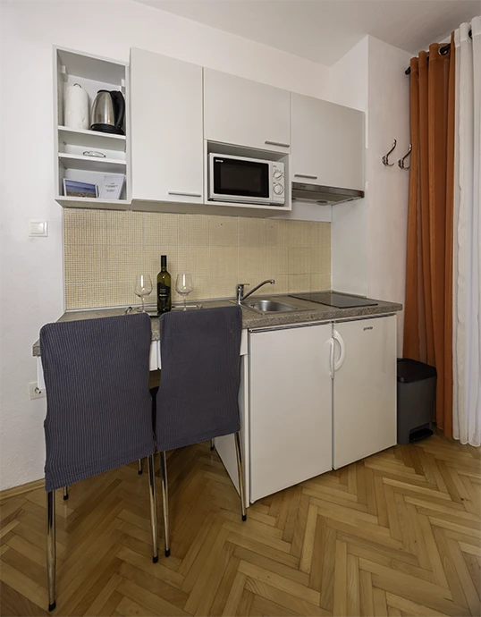 Apartments Love, Tučepi - kitchen