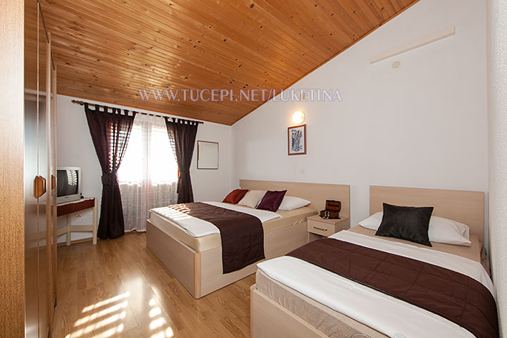 Apartments Luketina, Tučepi - bedroom