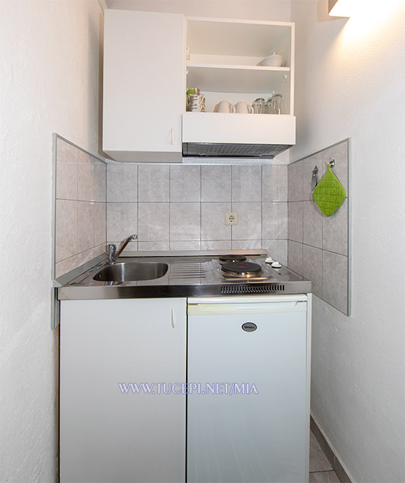 Apartments Mia, Tučepi - kitchen