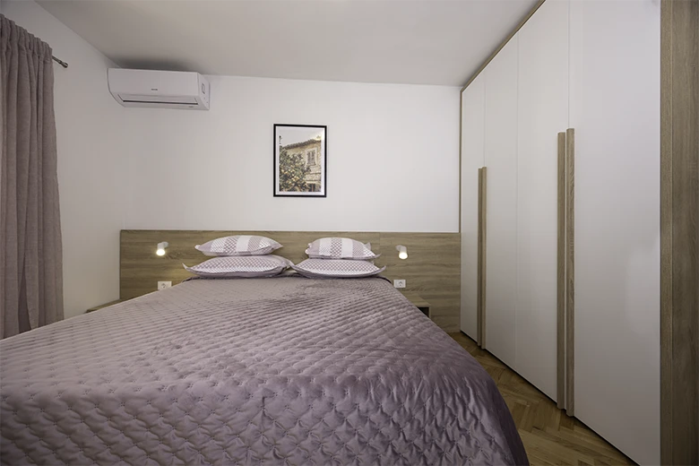 Apartments Mihaljević, Tučepi - bedroom