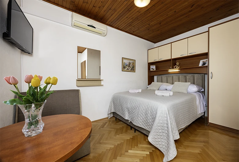 Apartments Milković, Tučepi - bedroom