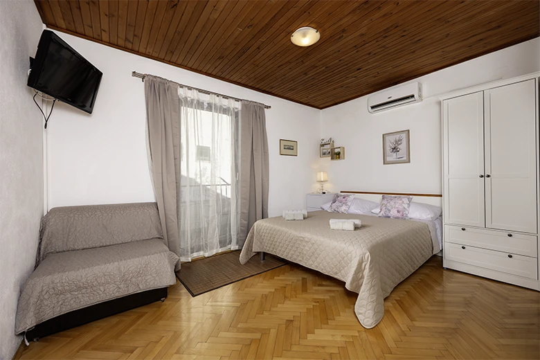 Apartments Milković, Tučepi - bedroom