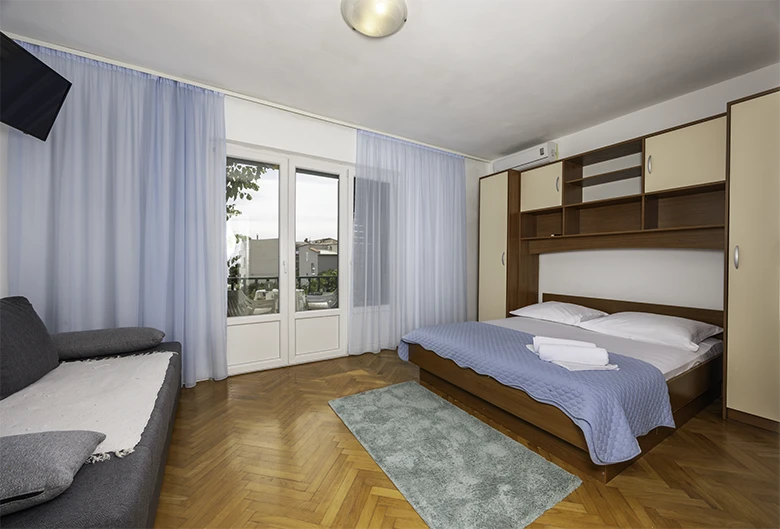bedroom - apartments Mravičić, Tučepi