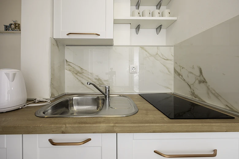 kitchen - apartments Mravičić, Tučepi