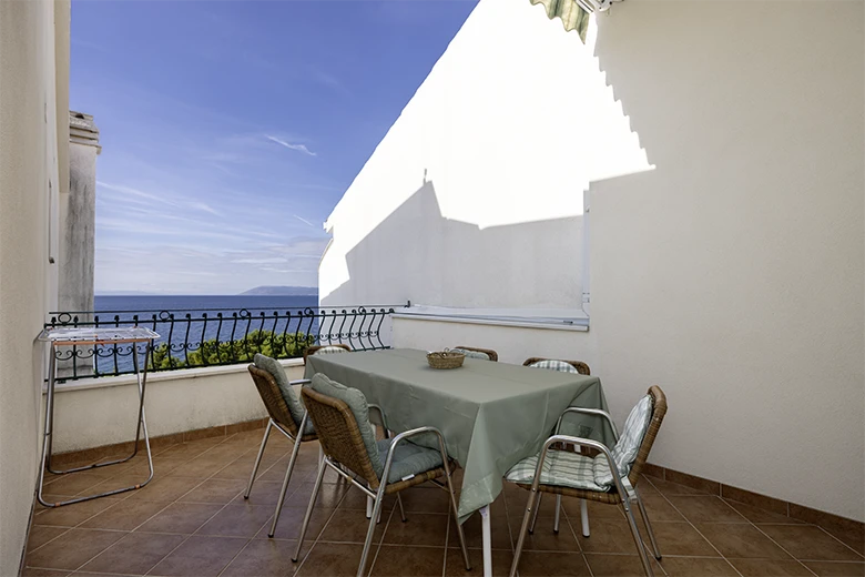 Apartments Murtela, Tučepi - terrace with sea view