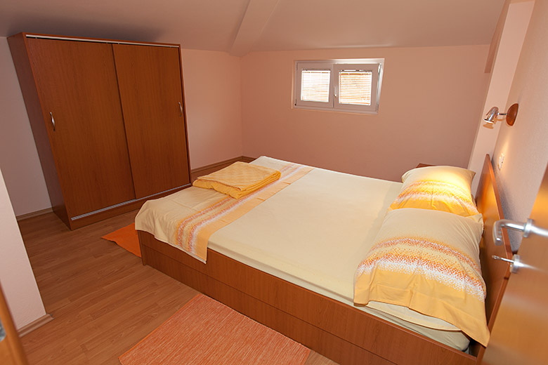 Apartments Murtela, Tučepi - bedroom