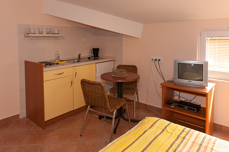 Apartments Murtela, Tučepi - kitchen