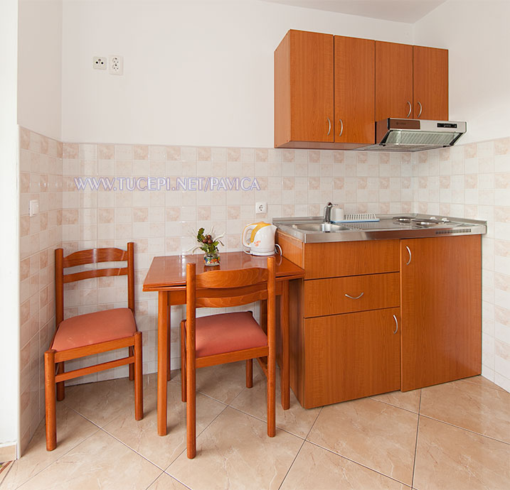 Apartments Pavica, Tučepi - dining room