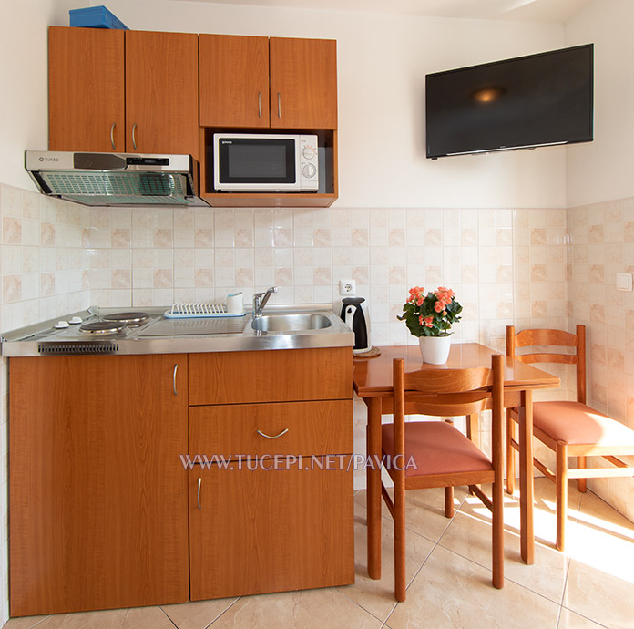 Apartments Pavica, Tučepi - kitchen