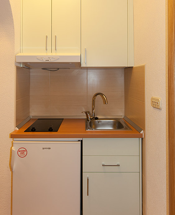 Apartments Plaža, Tučepi - kitchen