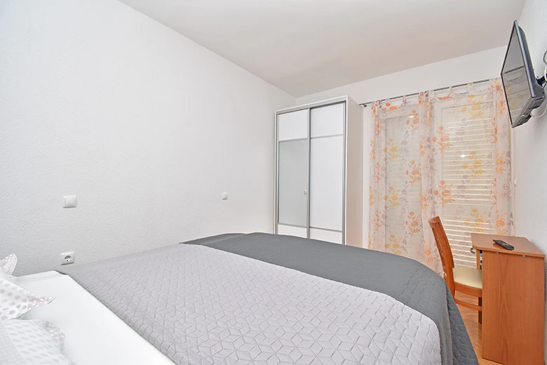 Tučepi, apartments Marija - bedroom