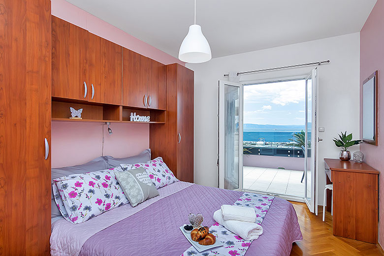 apartments Riva, Tučepi - bedroom