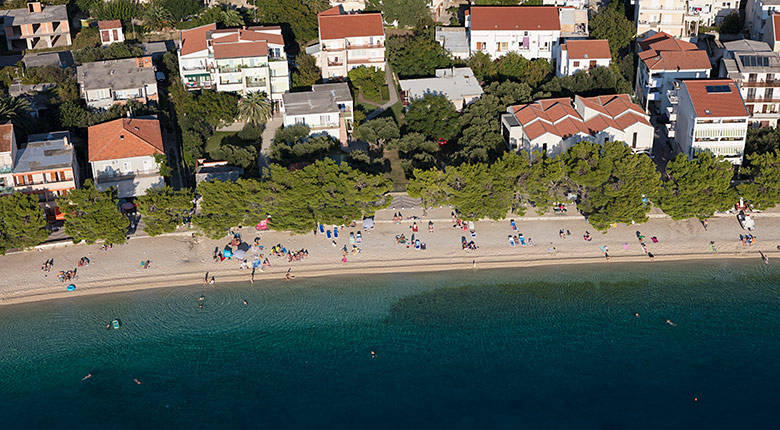 house Sandra, Tučepi - aerial panorama of beach Kraj