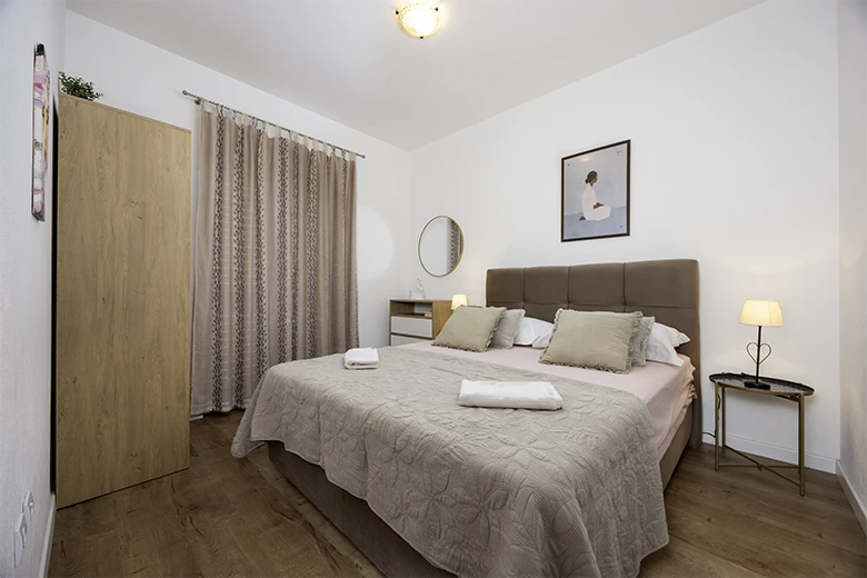 Apartments Silva, Tučepi - bedroom