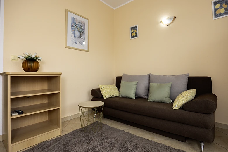 Apartments Silva, Tučepi - living room
