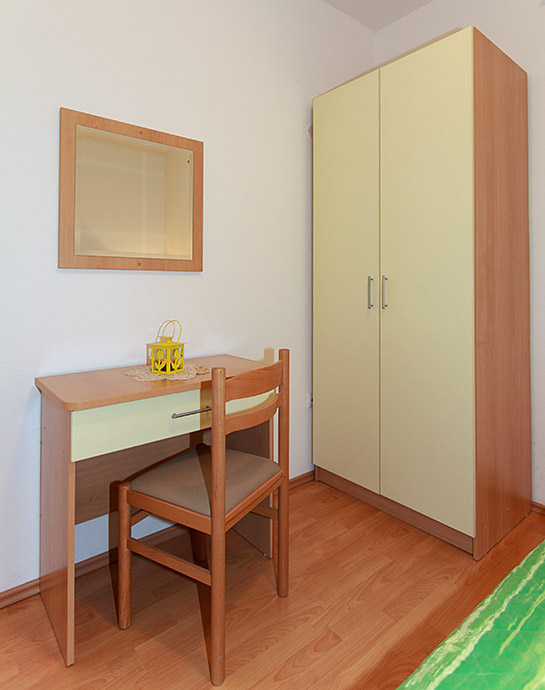 Apartments Silva, Tučepi - bedroom