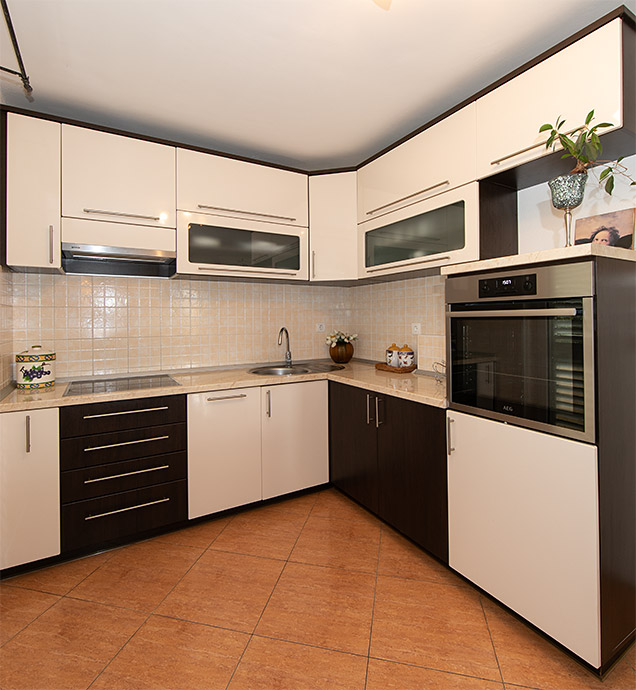 Apartments Silva, Tučepi - kitchen