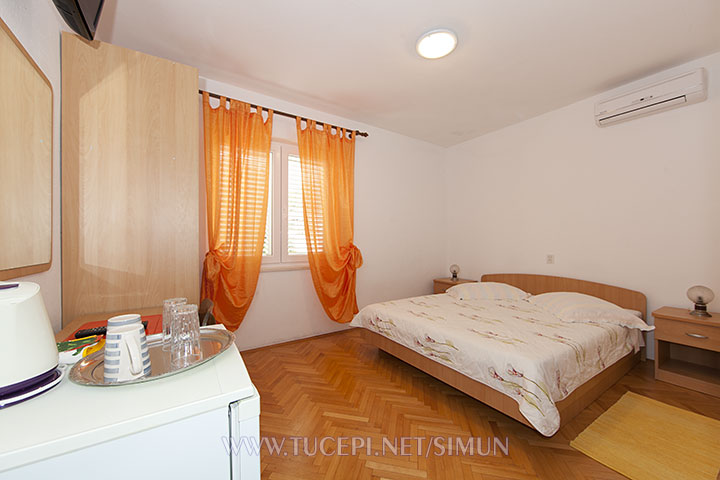 Tučepi, apartments & rooms Šimun - bedroom