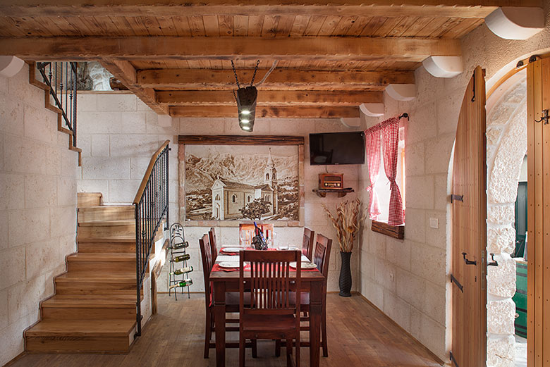 Villa Stina, Tučepi - dining room