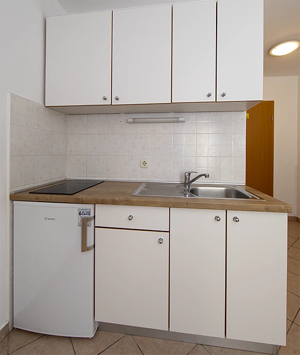 Apartments Šućur, Tučepi - kitchen