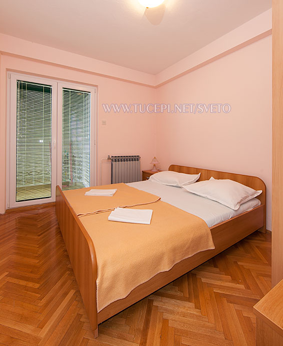 Apartments Sveto, Tučepi - bedroom