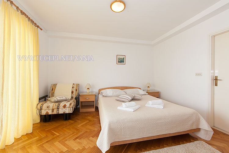 Apartments Vanja - bedroom