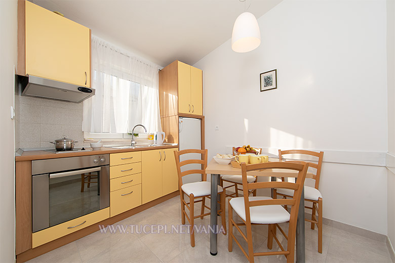 Apartments Vanja - dining room