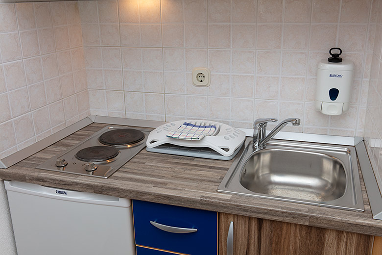 kitchen - Apartments Norka, Tučepi