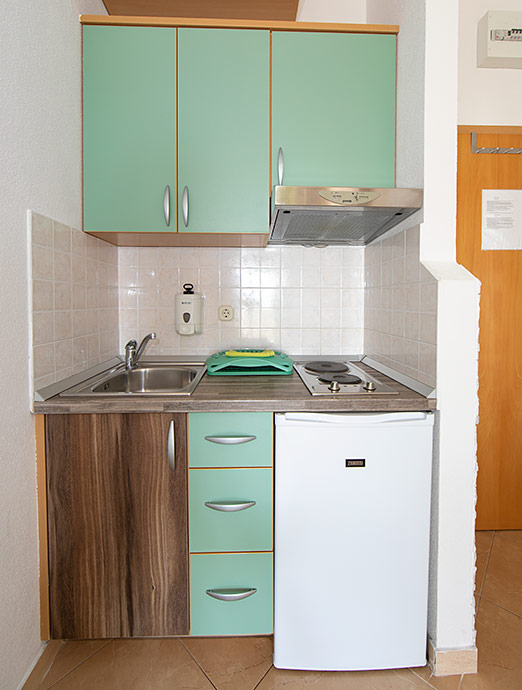 kitchen - Apartments Norka, Tučepi
