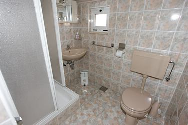 Apartments Ženja, Tučepi - bathroom