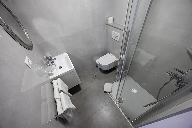 Apartments Ženja, Tučepi - bathroom